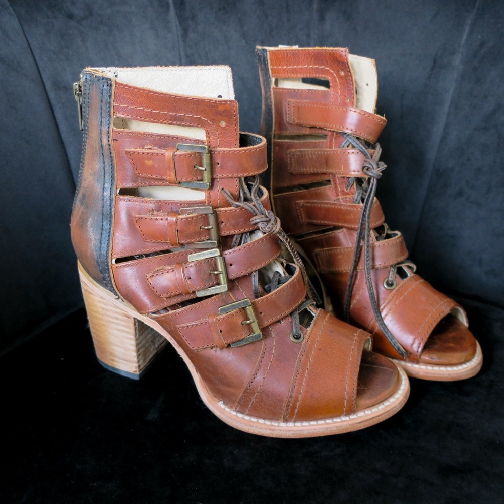 NEW Freebird Braeden Brown Leather Strappy Sandals Size 8